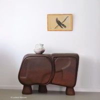 <a href="https://www.galeriegosserez.com/artistes/mohasseb-georges.html">Georges Mohasseb</a> - Rhino - Petit buffet